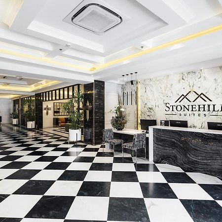 Stonehill Suites Bacolod Exterior foto