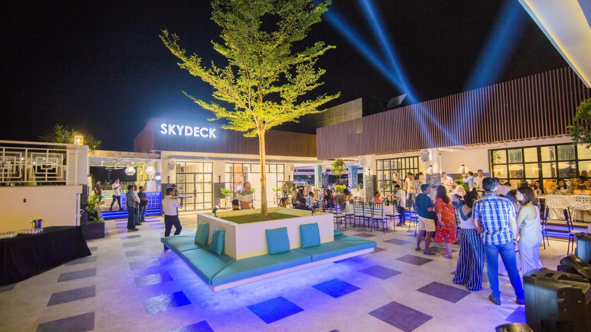 Stonehill Suites Bacolod Exterior foto